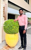 R.தினேஷ்வர் <br> நாடார்